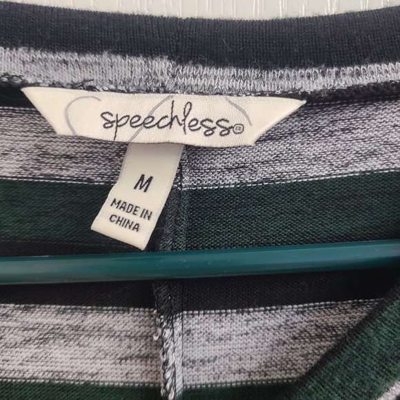 Speechless Sweater dress - Picture 2 of 3